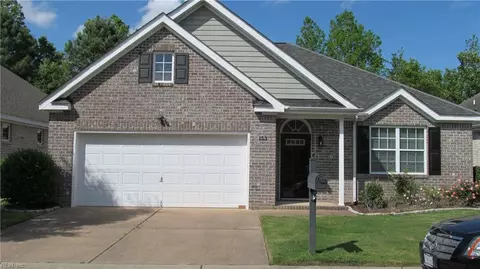 153 Nautico Way #18, Portsmouth, VA 23703
