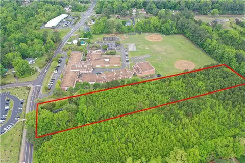 2512 Seaboard Rd, Virginia Beach, VA 23456