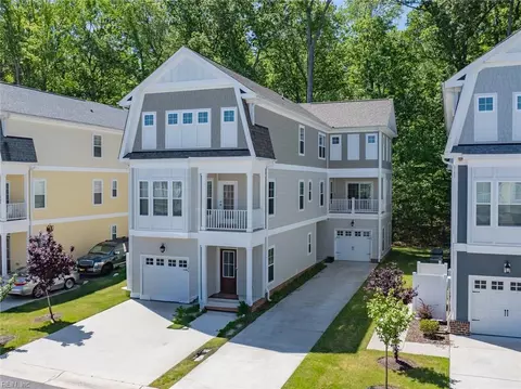 128 Mizzen Quarter Loop, Tabb, VA 23693