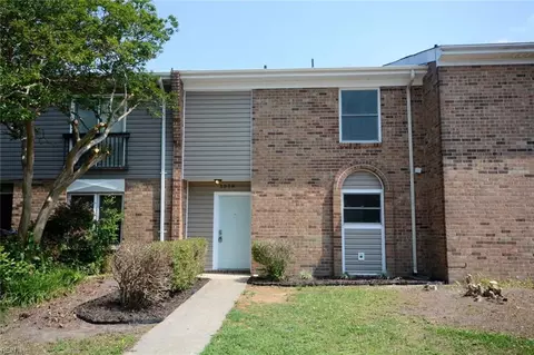 5358 Commons Ct, Virginia Beach, VA 23462