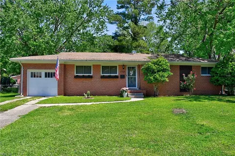 3704 Marilyn Ln, Virginia Beach, VA 23452