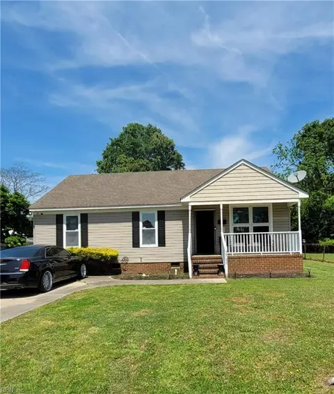 3900 County St, Portsmouth, VA 23707
