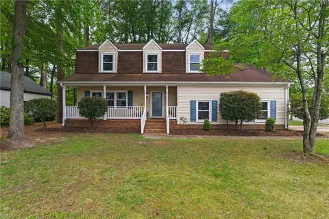 2 Sarfan Dr, Hampton, VA 23664