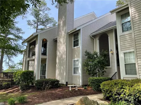 420 River Forest Rd, Virginia Beach, VA 23454