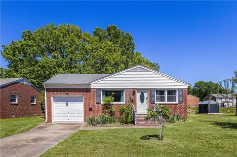 9606 Carver Dr, Newport News, VA 23605