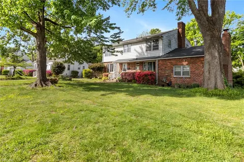 213 Brooke Dr, Hampton, VA 23669