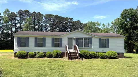 3878 Jackson Rd, Suffolk, VA 23434