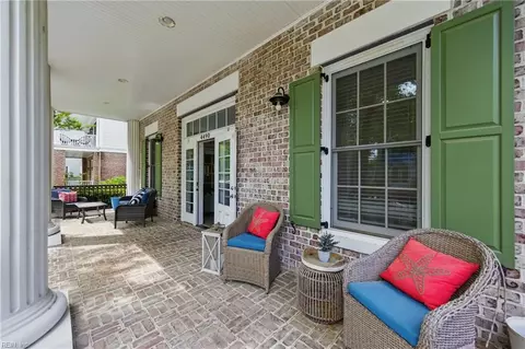 4490 Pleasant Ave #B, Norfolk, VA 23518