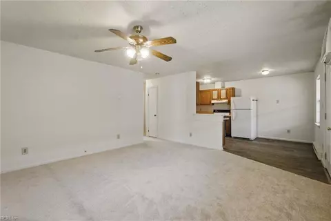 9534 5th Bay St #E, Norfolk, VA 23518