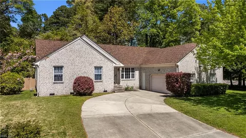 2901 Taylor Acres Ct, Chesapeake, VA 23321