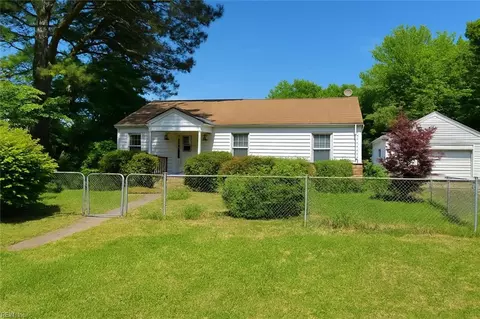 1 Easton St, Portsmouth, VA 23702