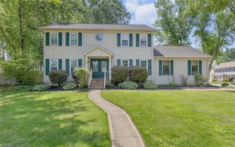 4648 Revere Dr, Virginia Beach, VA 23456