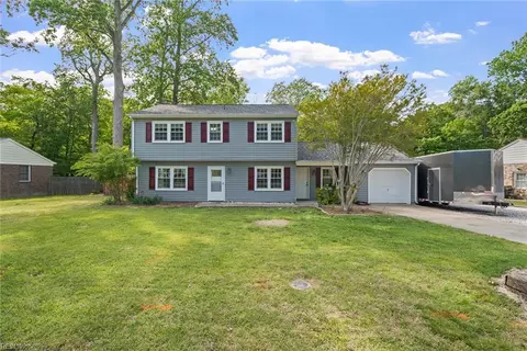 208 Bolivar Dr, Yorktown, VA 23692