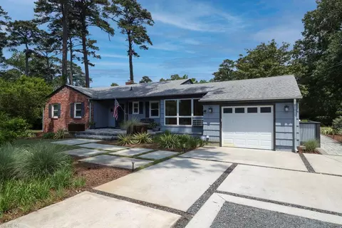 800 Cardinal Rd, Virginia Beach, VA 23451