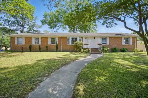 4700 Templar Dr, Portsmouth, VA 23703