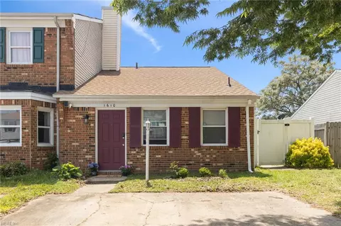 1610 Fairfax Dr, Virginia Beach, VA 23453