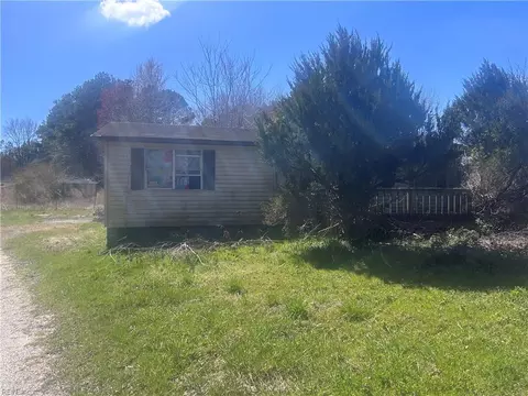 27350 Saxis Rd, Temperanceville, VA 23442