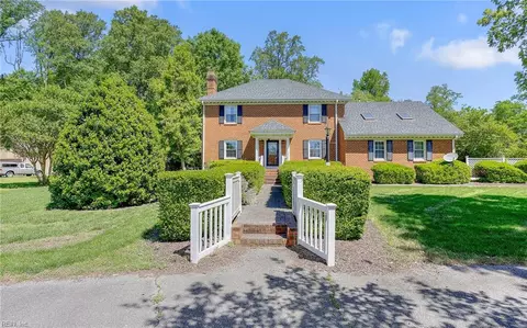 4540 Starcher Ct, Suffolk, VA 23434