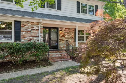 32 Hatteras Lndg, Hampton, VA 23669