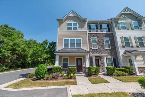 503 Sloane St, Chesapeake, VA 23324