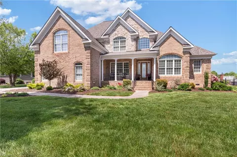 1152 Knights Bridge Ln, Virginia Beach, VA 23455