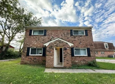 7920 Thompson Rd, Norfolk, VA 23518