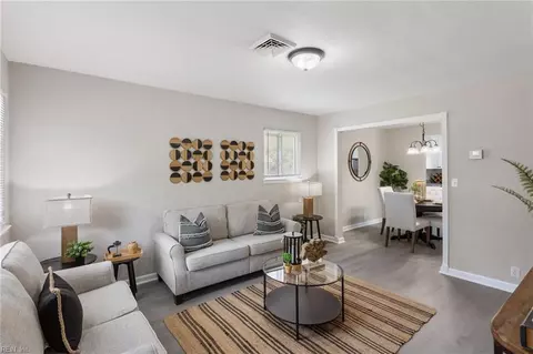 2811 Halsey St, Chesapeake, VA 23324