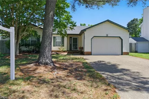 772 Daimler Dr, Virginia Beach, VA 23454