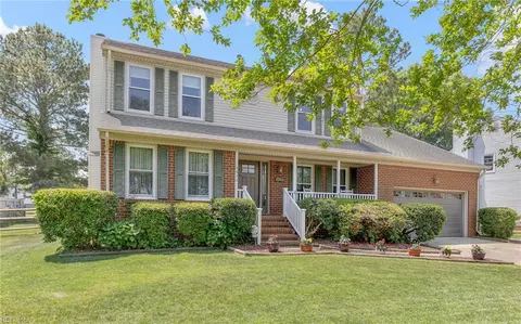 4433 Clevhamm Cmn Cmn, Virginia Beach, VA 23456
