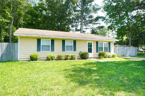 5652 Person St, Suffolk, VA 23435