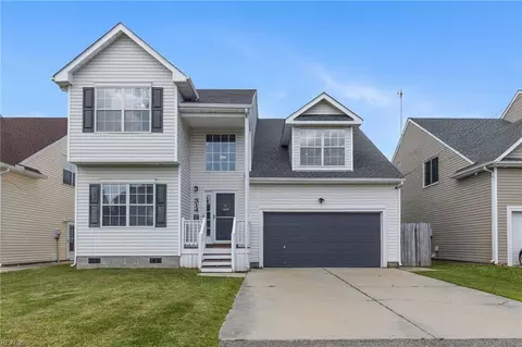 214 Gregg St, Chesapeake, VA 23320