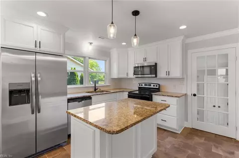 1642 Old Buckroe Rd, Hampton, VA 23664