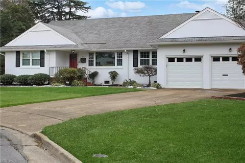 463 Elizabeth Lake Dr, Hampton, VA 23669