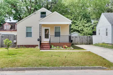 103 Aylwin Rd, Portsmouth, VA 23702