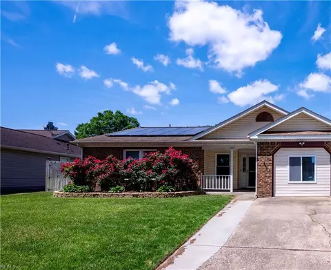 1109 Spindle Xing, Virginia Beach, VA 23455