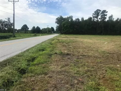 3 S Court St, Isle Of Wight County, VA 23487