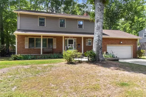 903 Etna Dr, Newport News, VA 23608