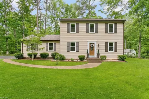 109 Chapel Hill Ln, Williamsburg, VA 23188