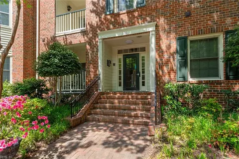 230 College Pl #234, Norfolk, VA 23510