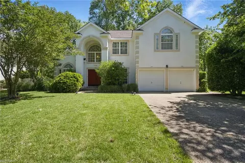2548 Eagles Lake Rd, Virginia Beach, VA 23456