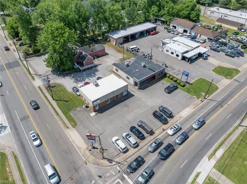 1328 E Pembroke Ave, Hampton, VA 23669