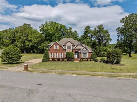 145 Green Spring Dr, Suffolk, VA 23434