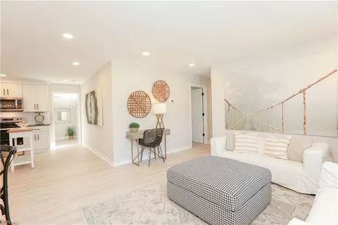 513 W Queen St, Hampton, VA 23669