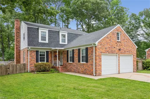 1 Lauren Dr, Poquoson, VA 23662