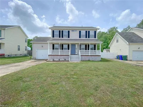 1242 Woods Edge Cir, Suffolk, VA 23434