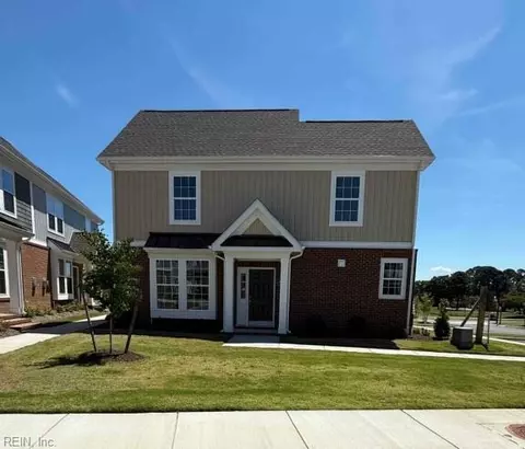 1002 Robinson Rd #18B, Suffolk, VA 23434