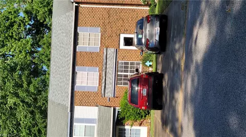 302 Seeman Ct, Virginia Beach, VA 23452