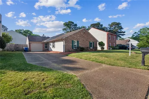 434 Warner Hall Pl, Newport News, VA 23608