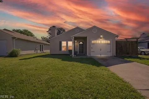 5168 Evesham Dr, Virginia Beach, VA 23464