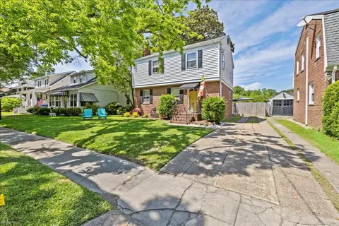 1126 Larchmont Cres, Norfolk, VA 23508